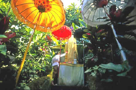 Amandari - One of Amandari house temples