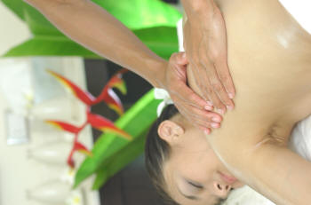 Let you pamper by our Spa therapist