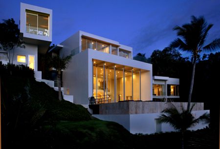 Villa Beige at night