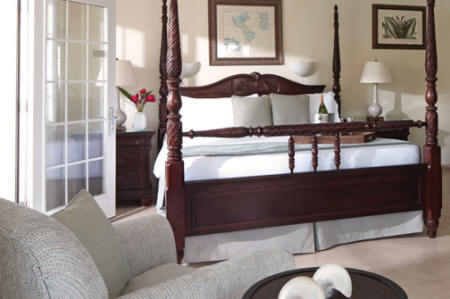 The BodyHoliday, St. Lucia - Romantic four poster bed