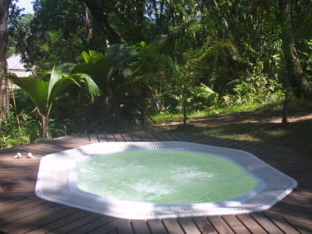 Cerf Island Mini Spa Jacuzzi