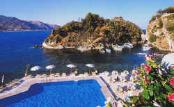 Click on the picture to discover the hotel