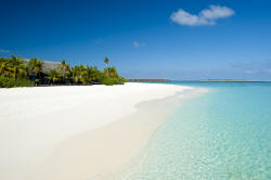 The Beach House at Iruveli (Maldives)