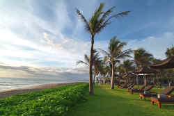 Click on the picture to discover the resort