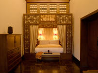 Aman at Summer Palace - Deluxe Suite bedroom