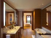 Aman Sveti Stefan - Suite bathroom