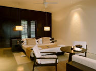 Amansara - Pool Suite bedroom
