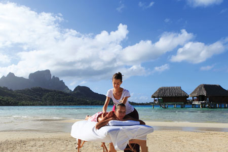 Massage sur la plage